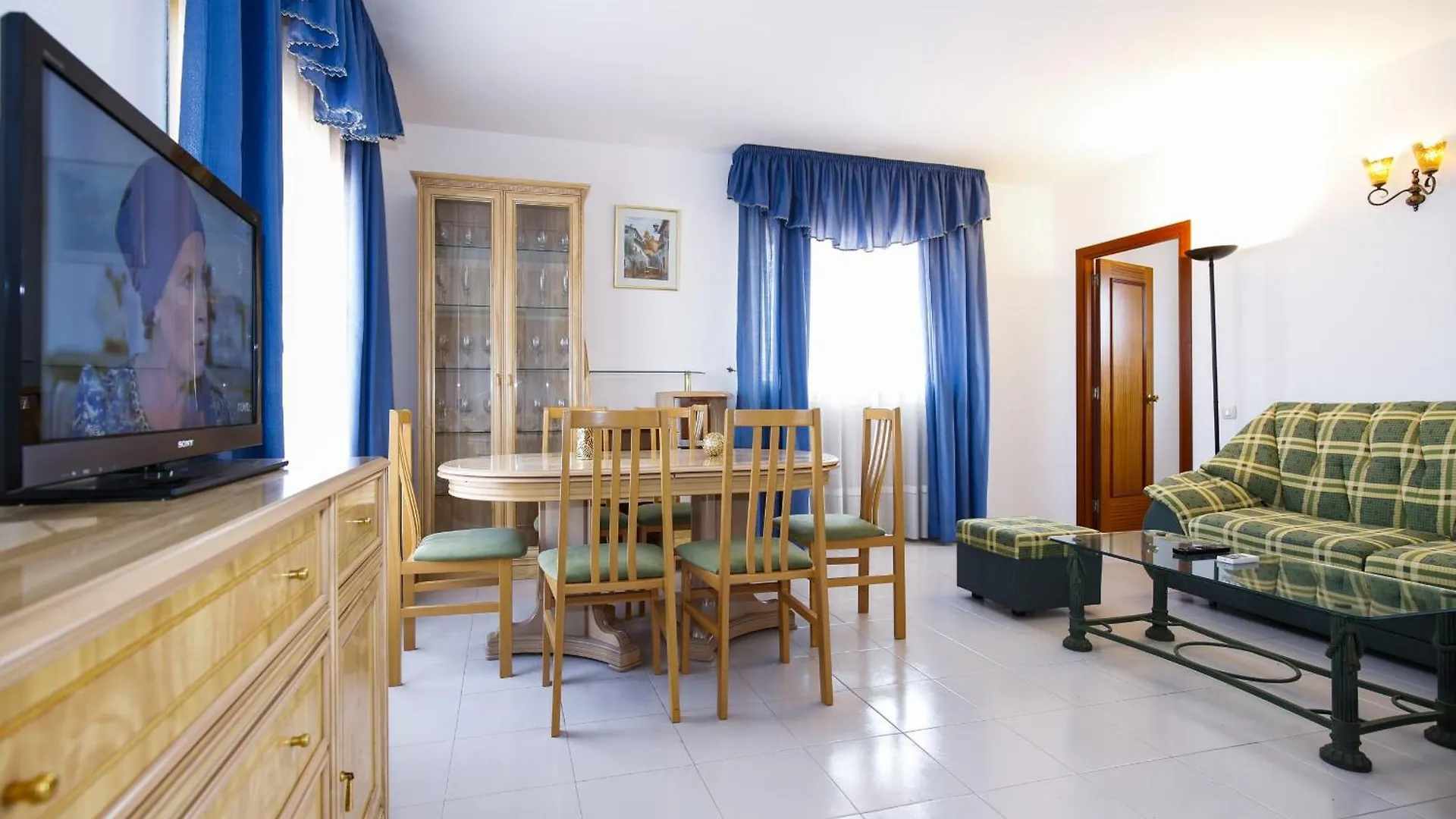 New Albeniz Planet Costa Dorada Apartment La Pineda